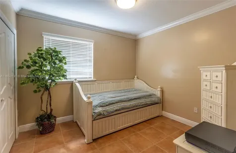 1830 SE 14th Circle Homestead FL 33035