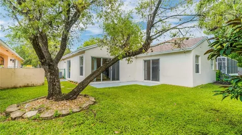 301 NW 207th Avenue Pembroke Pines FL 33029