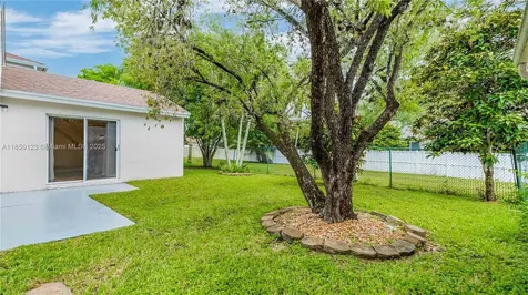 301 NW 207th Avenue Pembroke Pines FL 33029
