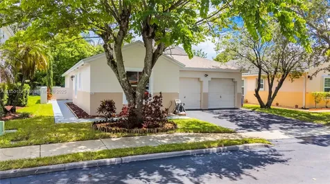 301 NW 207th Avenue Pembroke Pines FL 33029