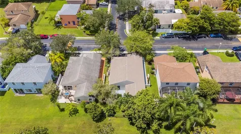 301 NW 207th Avenue Pembroke Pines FL 33029
