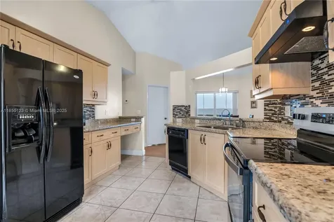 301 NW 207th Avenue Pembroke Pines FL 33029