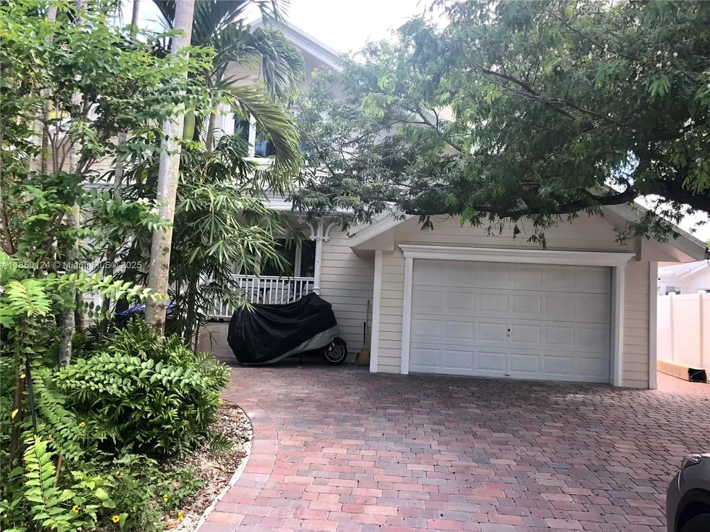 1524 Argyle Drive Fort Lauderdale FL 33312