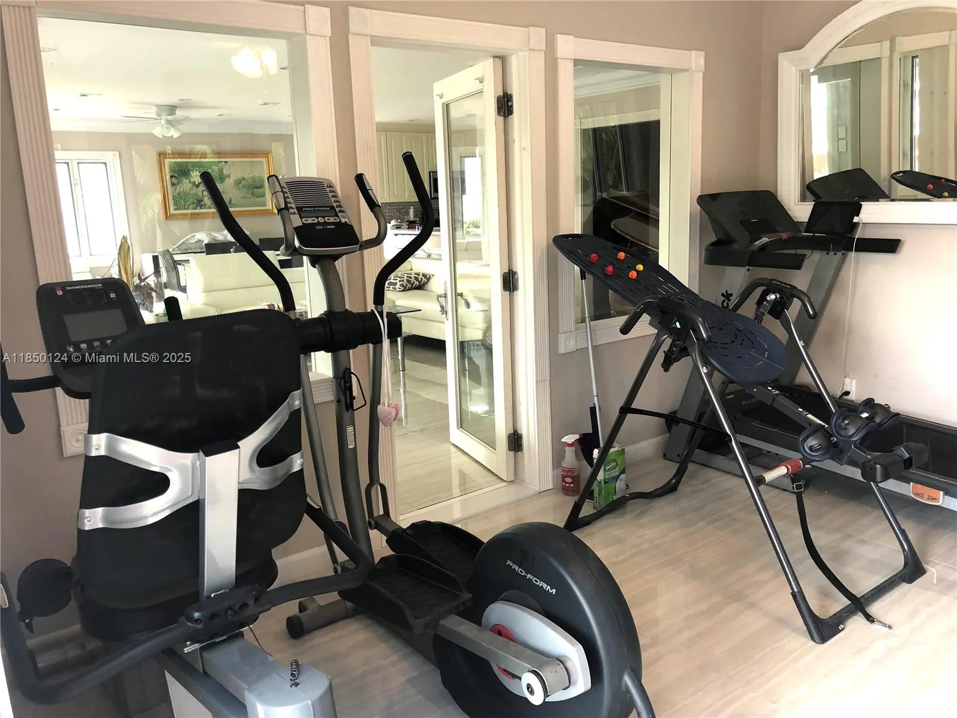 1524 Argyle Drive Fort Lauderdale FL 33312
