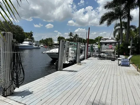 1524 Argyle Drive Fort Lauderdale FL 33312