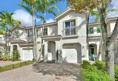 5733 NW 112th Place Doral FL 33178