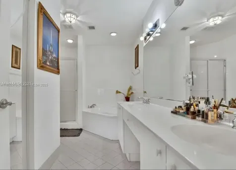 5733 NW 112th Place Doral FL 33178
