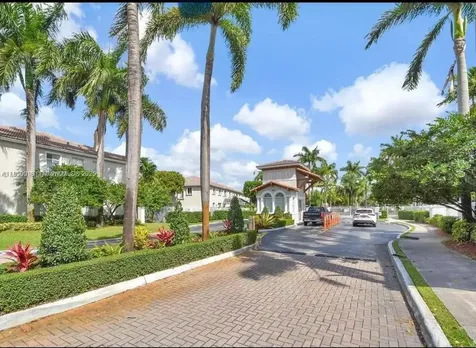 5733 NW 112th Place Doral FL 33178