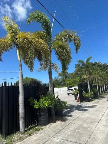 9411 NW 22nd Avenue Miami FL 33147