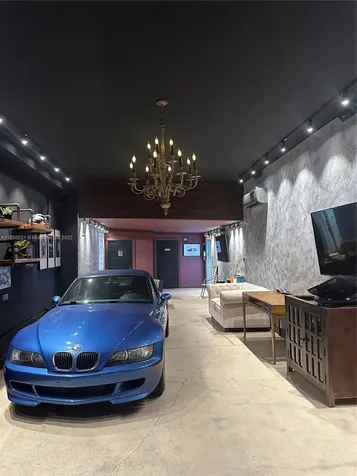 9411 NW 22nd Avenue Miami FL 33147