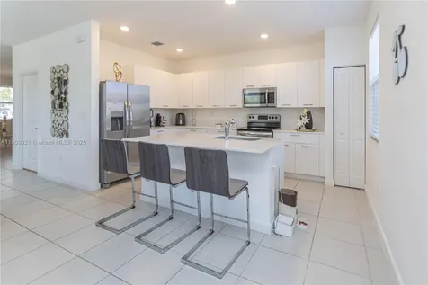 12561 NW 23rd Place Miami FL 33167