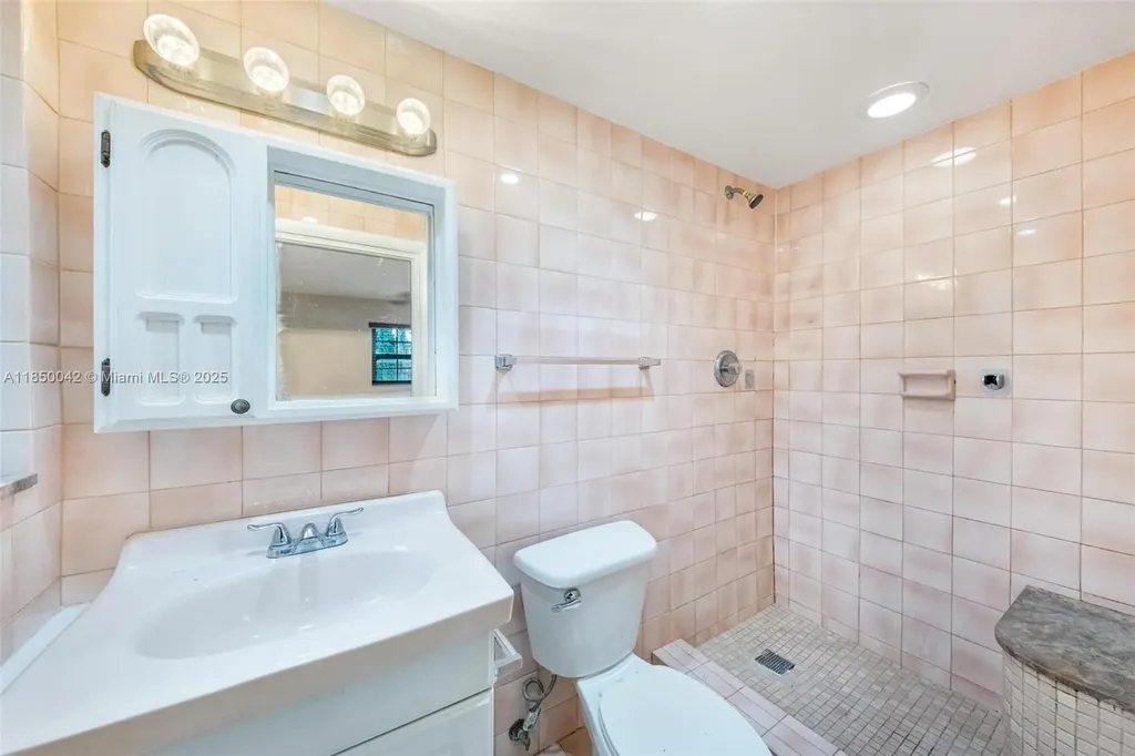 2708 SW 46th Court Fort Lauderdale FL 33312