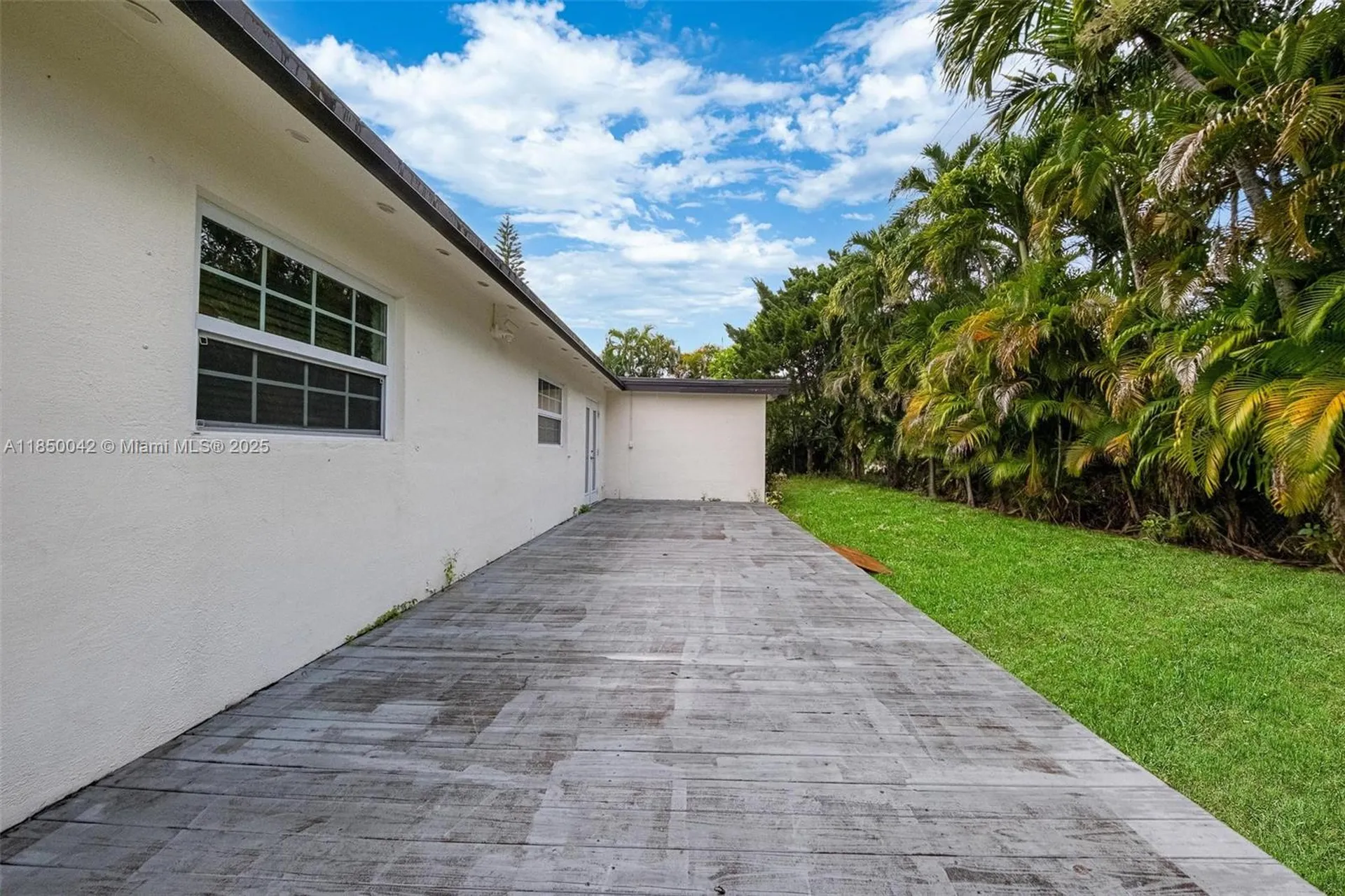 2708 SW 46th Court Fort Lauderdale FL 33312