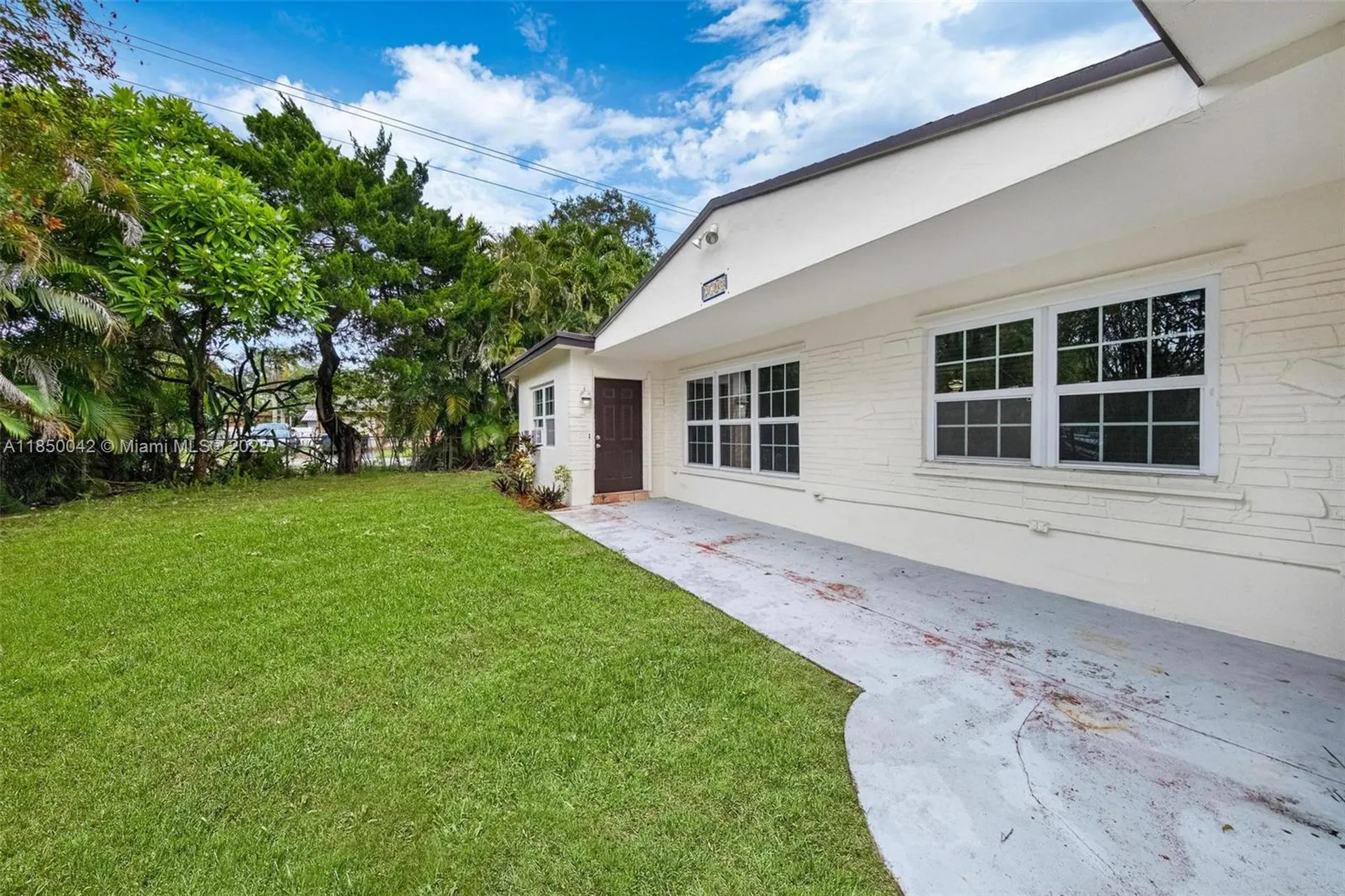 2708 SW 46th Court Fort Lauderdale FL 33312