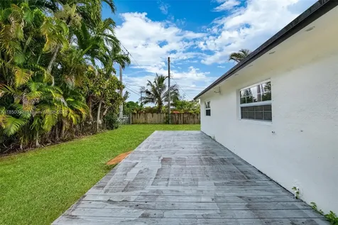 2708 SW 46th Court Fort Lauderdale FL 33312