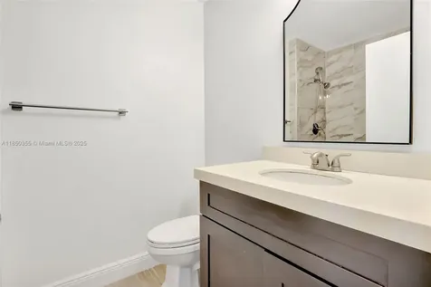 658 NE 195th Street Miami FL 33179