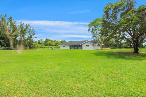 14450 SW 188th Street Miami FL 33177