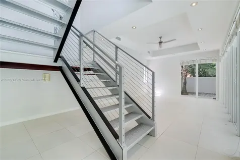 4050 Hardie Avenue Miami FL 33133