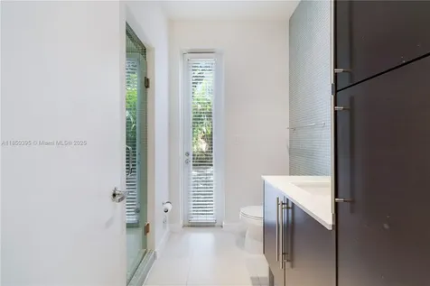 4050 Hardie Avenue Miami FL 33133