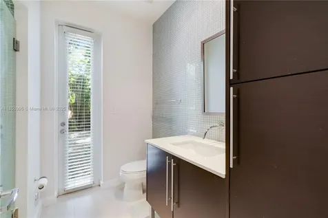4050 Hardie Avenue Miami FL 33133