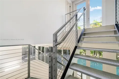 4050 Hardie Avenue Miami FL 33133
