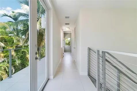 4050 Hardie Avenue Miami FL 33133