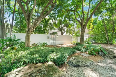 4050 Hardie Avenue Miami FL 33133