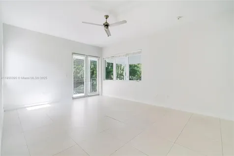 4050 Hardie Avenue Miami FL 33133