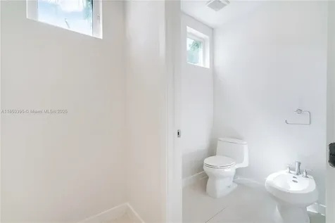 4050 Hardie Avenue Miami FL 33133