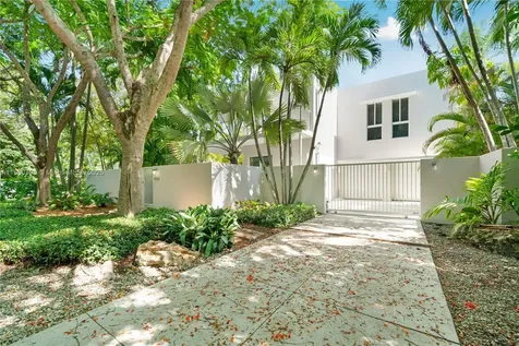 4050 Hardie Avenue Miami FL 33133