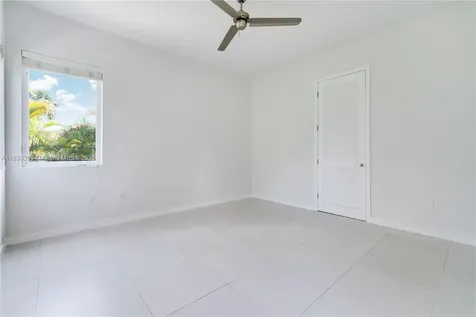 4050 Hardie Avenue Miami FL 33133