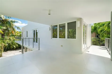 4050 Hardie Avenue Miami FL 33133