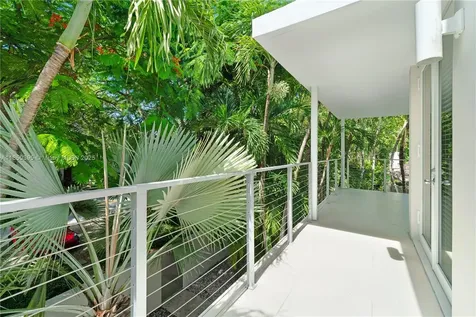 4050 Hardie Avenue Miami FL 33133