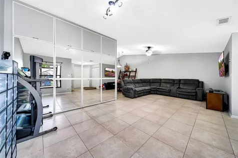 7931 NW 10th Court Plantation FL 33322