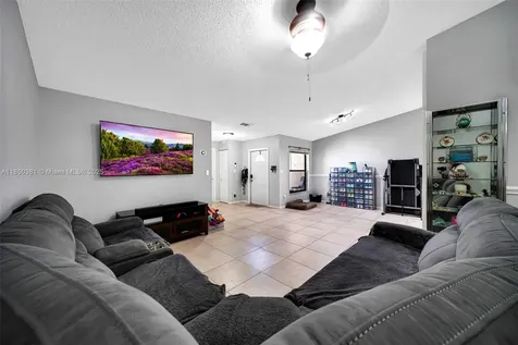 7931 NW 10th Court Plantation FL 33322