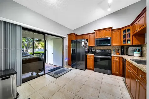 7931 NW 10th Court Plantation FL 33322