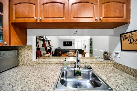 7931 NW 10th Court Plantation FL 33322
