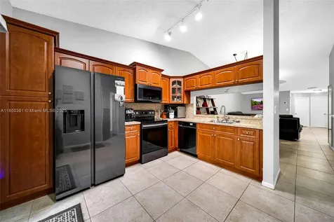 7931 NW 10th Court Plantation FL 33322