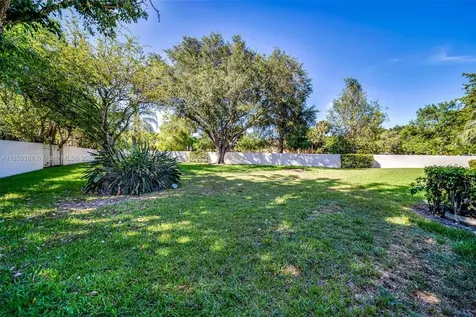 7931 NW 10th Court Plantation FL 33322