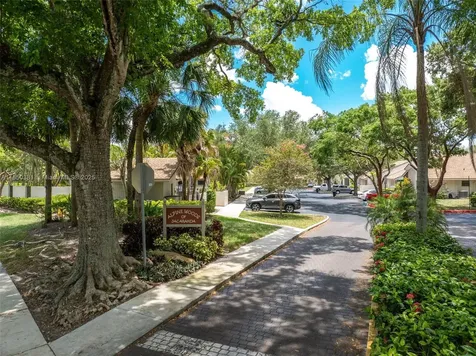 7931 NW 10th Court Plantation FL 33322