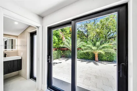 899 NE 71st Street Miami FL 33138