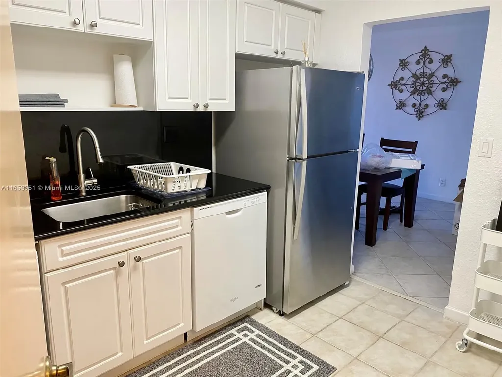 2501 S Ocean Drive Hollywood FL 33019