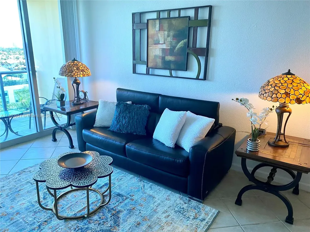 2501 S Ocean Drive Hollywood FL 33019