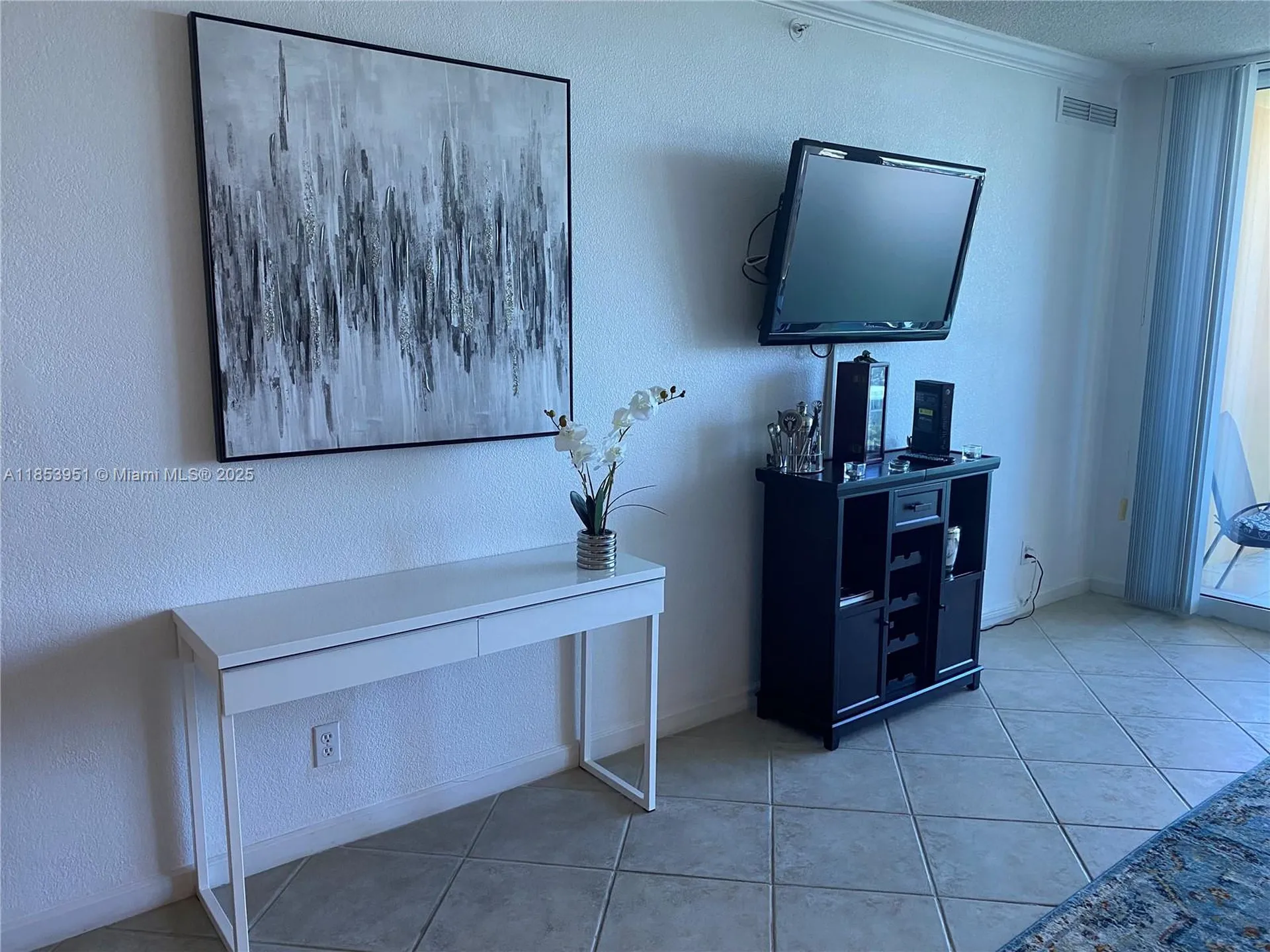 2501 S Ocean Drive Hollywood FL 33019