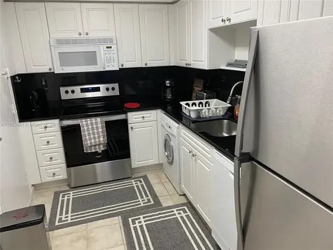 2501 S Ocean Drive Hollywood FL 33019