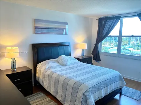 2501 S Ocean Drive Hollywood FL 33019