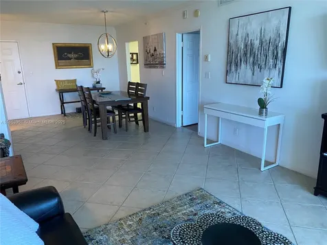 2501 S Ocean Drive Hollywood FL 33019
