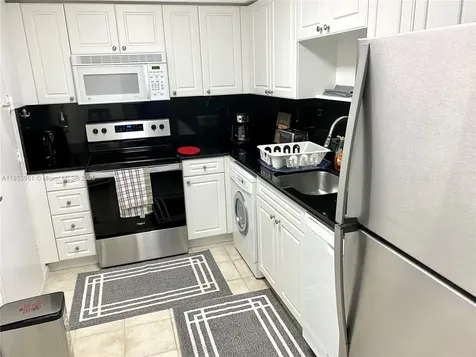 2501 S Ocean Drive Hollywood FL 33019