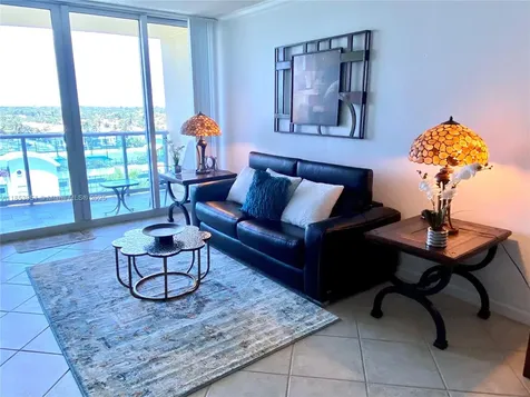 2501 S Ocean Drive Hollywood FL 33019
