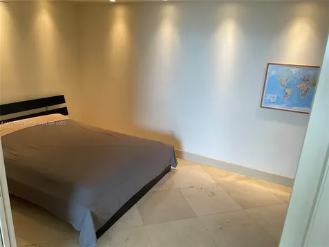 6365 Collins Avenue Miami Beach FL 33141